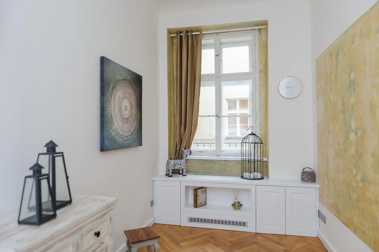 Pinkova Apartments Praha