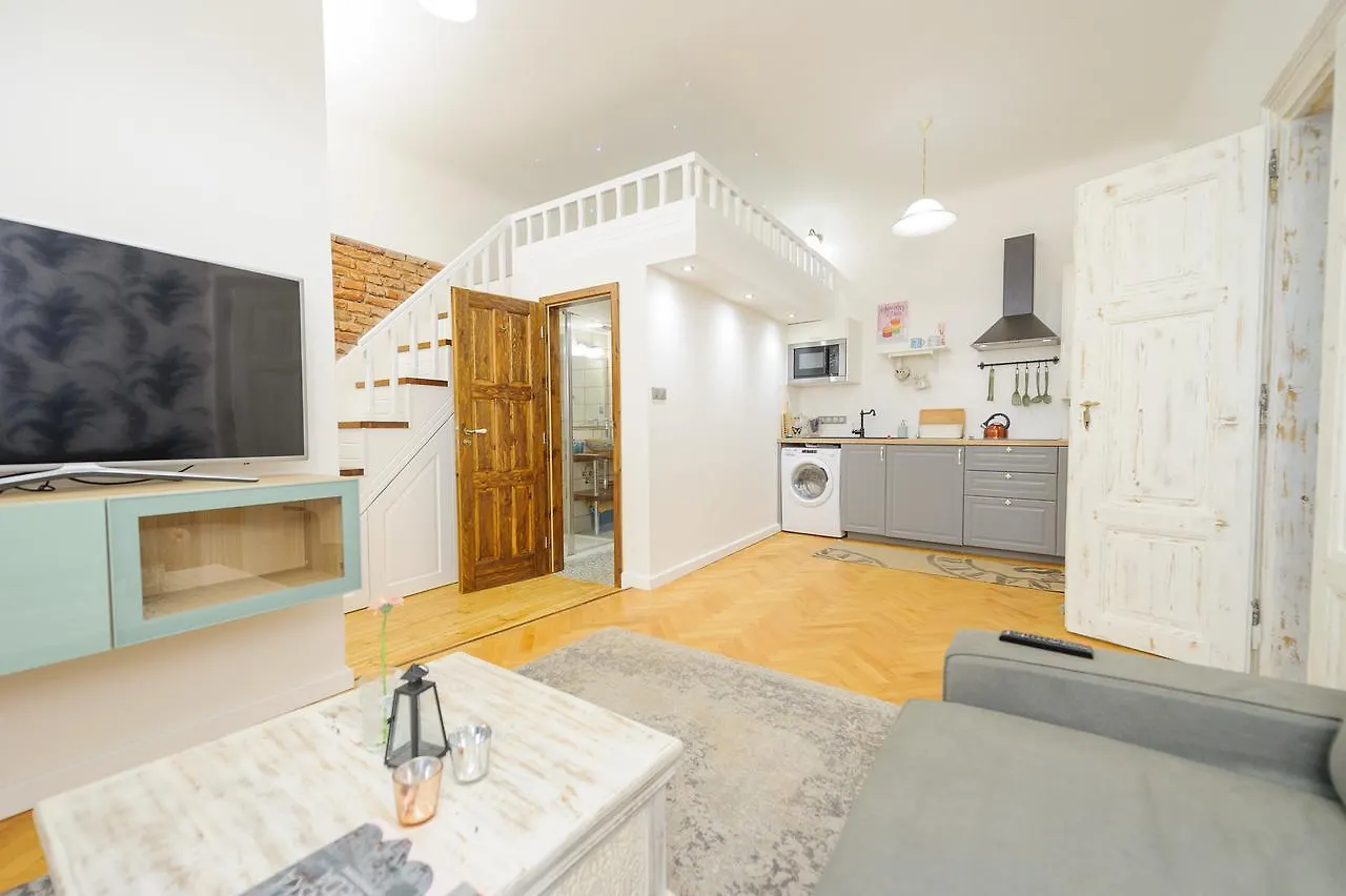 Pinkova Apartments Praha