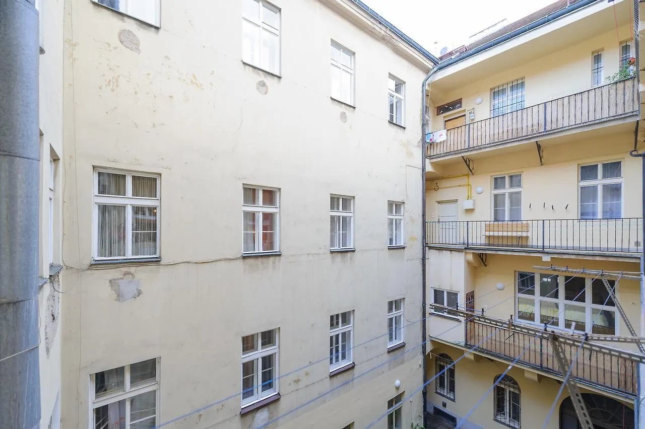 Pinkova Apartments Прага 0*,  Чехия